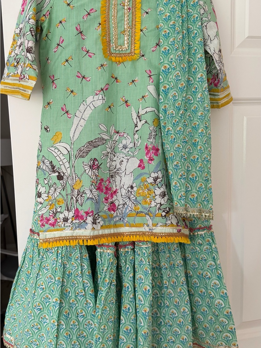 Girls 8/9 Indian Floral Kurta with Sharara Pants Set
